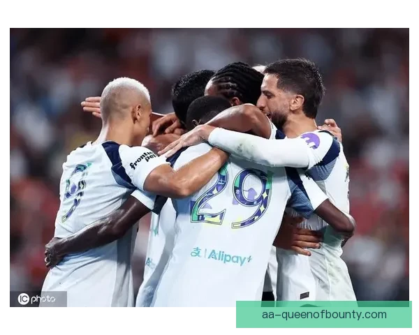 从潜力新星到中场核心以萨尔在热刺成长为不可或缺主力的蜕变之路